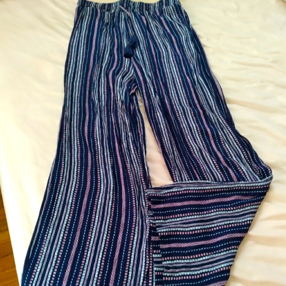 Knox Rose wide leg pants, size M, navy blue, white and pink stripes.